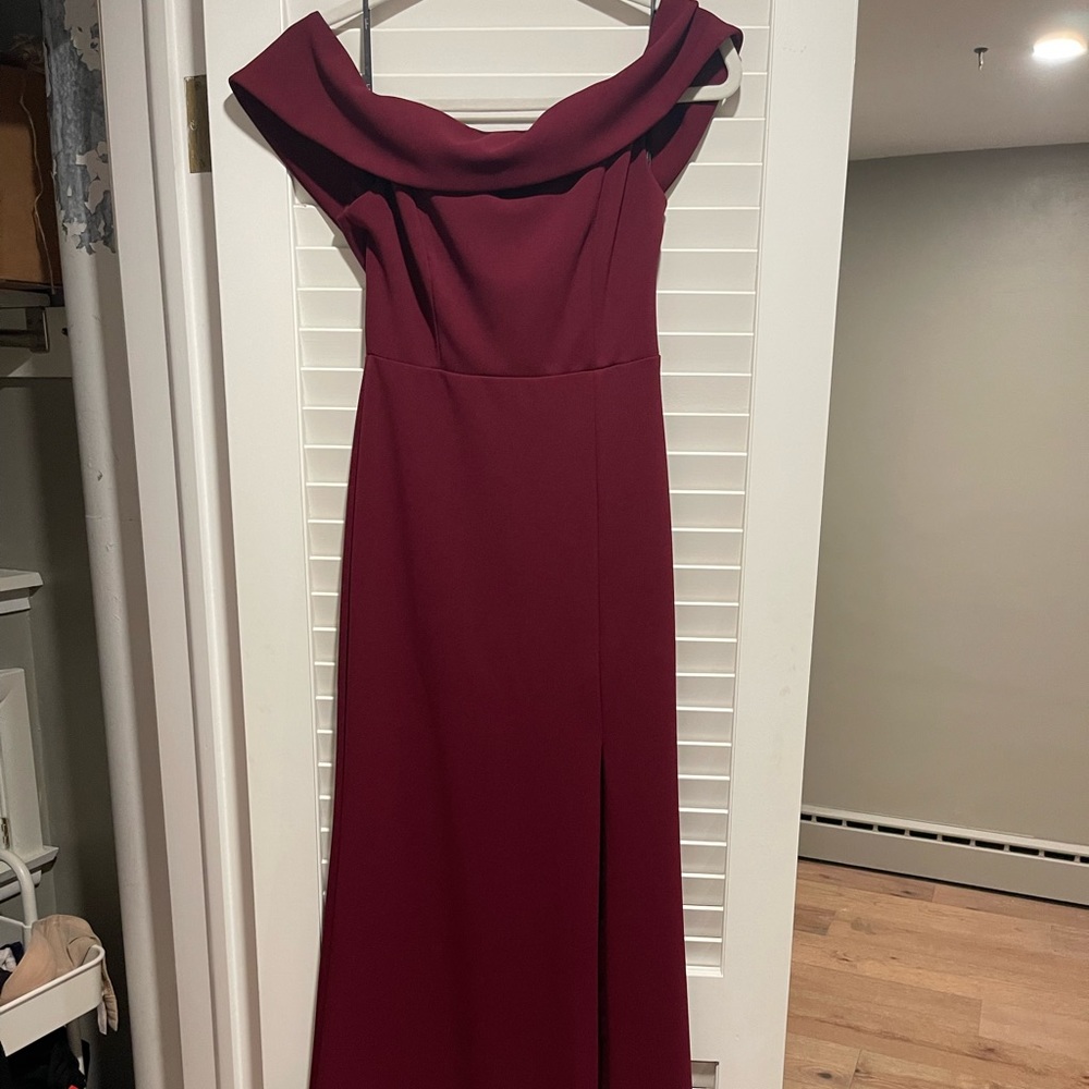Small Maroon Strapless Dress